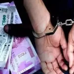 उत्तराखंड:यहां 20 हजार की रिश्वत लेते जेई गिरफ्तार, और इन पर भी विजिलेंस का शिकंजा